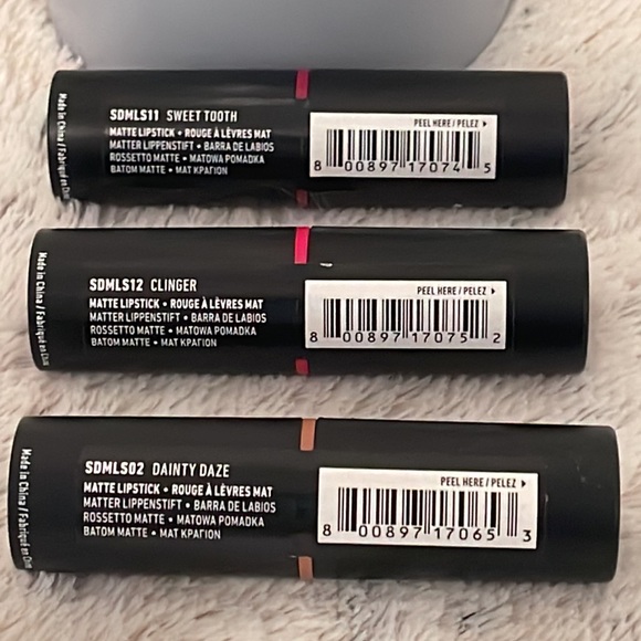 NYX professional makeup Suede - set of 3 lipstick 💄 (brand new and sealed) ☀️🌈 - Picture 2 of 11